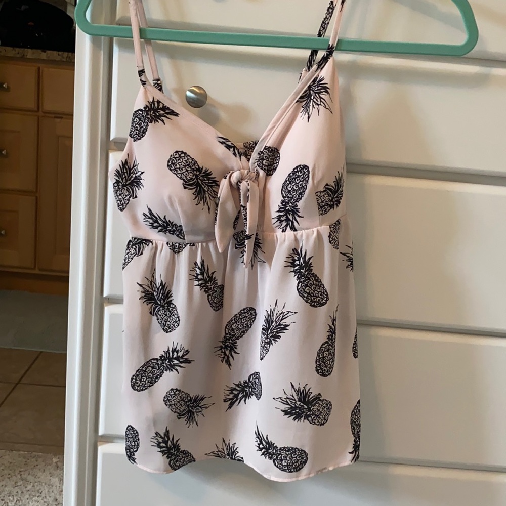 Flowy tank